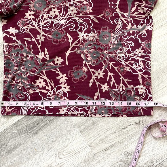 Burgundy Floral short Sleeve Light Breathable Top - Picture 5 of 8